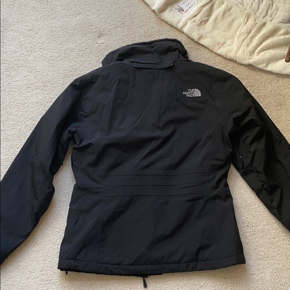 North Face Black Furry-Lined Jacket - Picture 6 of 8